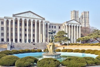 HDR picture  Kyung Hee University is a private university in South Korea that is considered as one of the top institutions of higher learning in Asia. Seoul, South Korea